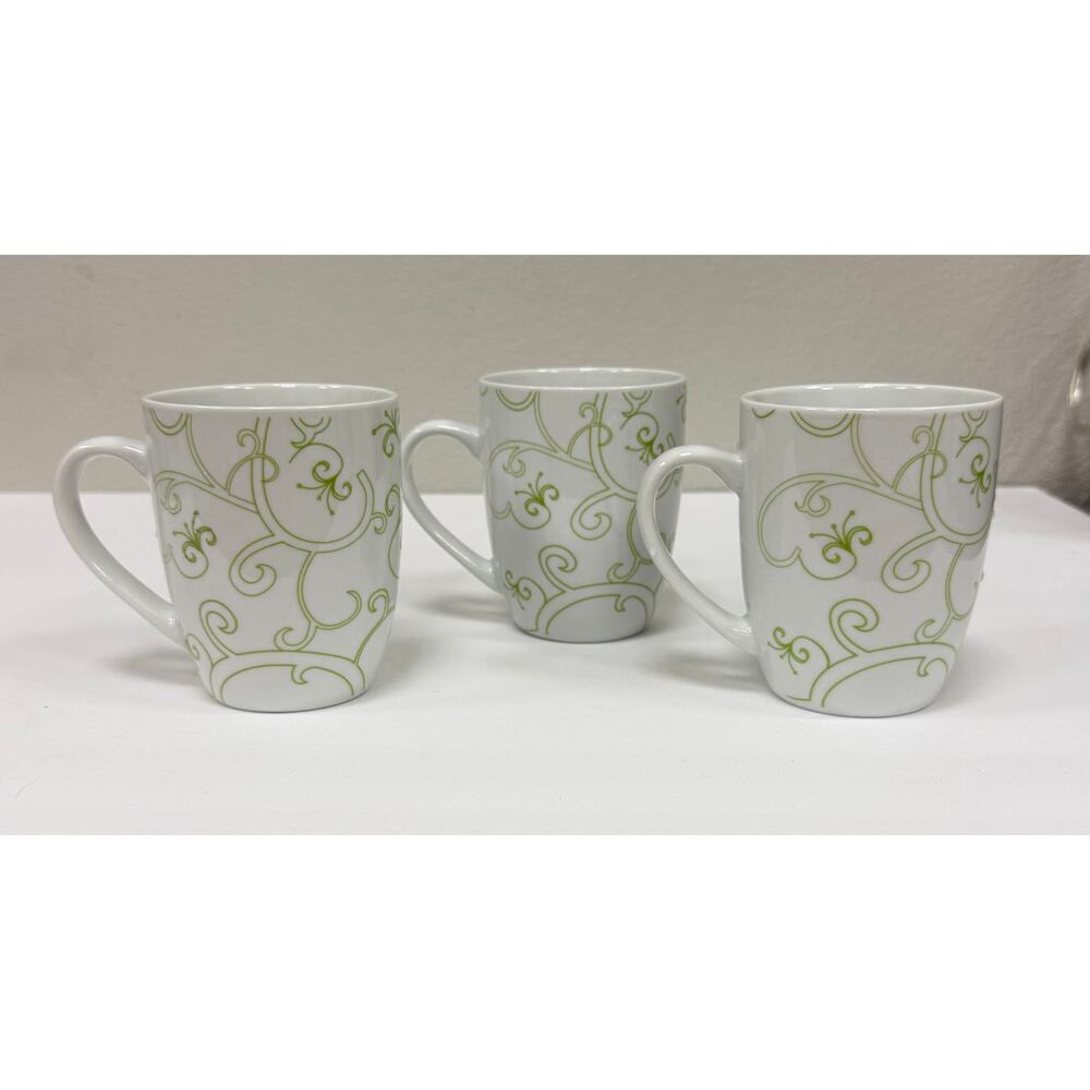 Rachael Ray Curly Q Green Ceramic Coffee Mugs. KT184